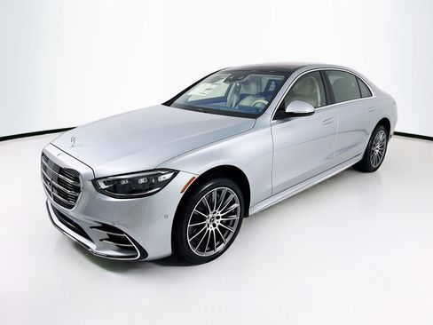 New 2026 Mercedes-Benz S 580 4MATIC Sedan image 3