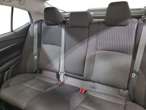 Used 2025 Toyota Camry LE image 10