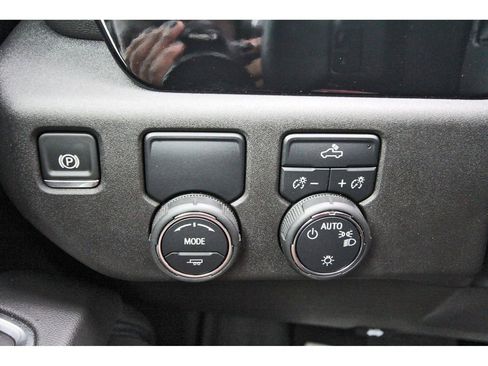 Used 2025 Chevrolet Silverado 1500 LT w/ Texas Edition Plus RWD image 19