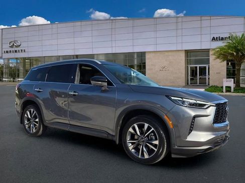 Certified 2023 INFINITI QX60 Luxe w/ Cargo Package FWD image 2