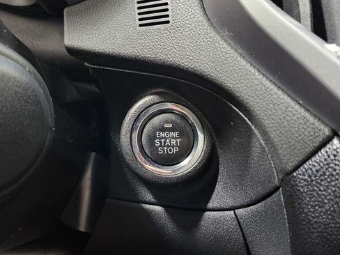 Used 2021 Subaru Ascent Limited w/ Technology Package image 10