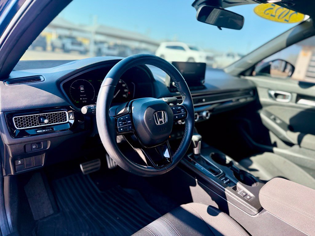 Used 2025 Honda Civic Sport image 8