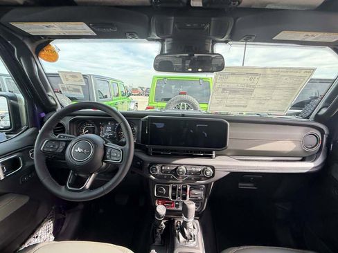 New 2026 Jeep Gladiator Mojave image 27