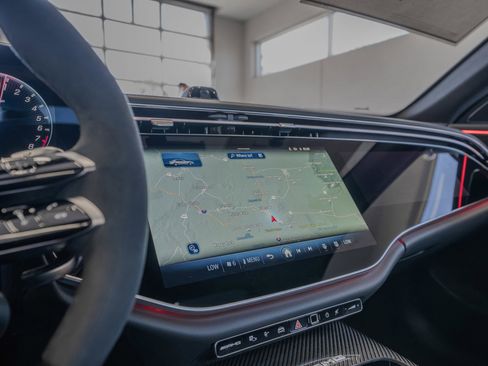 New 2026 Mercedes-Benz E 53 AMG e 4MATIC Sedan image 30