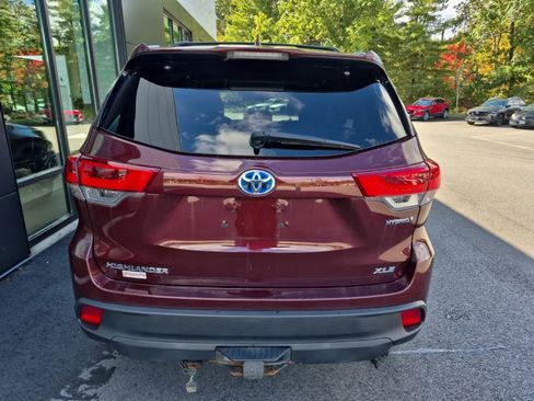Used 2019 Toyota Highlander XLE image 7
