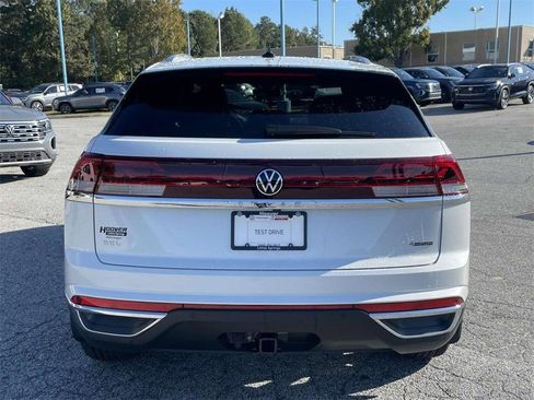 New 2026 Volkswagen Atlas Cross Sport SEL image 5