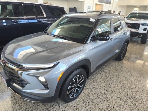 New 2026 Chevrolet TrailBlazer ACTIV w/ Convenience Package image 2