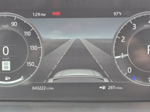Used 2020 Land Rover Discovery HSE AWD/4WD image 5