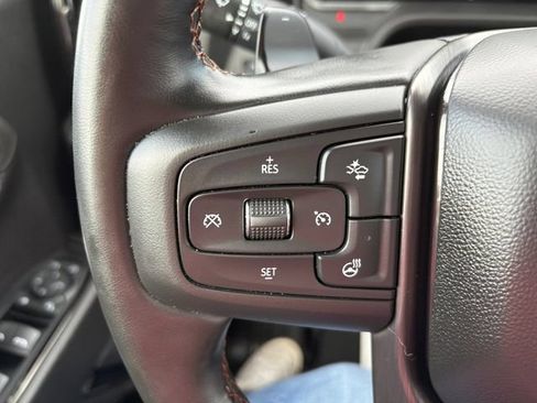 Used 2023 GMC Sierra 1500 AT4 w/ Technology Package AWD/4WD image 24