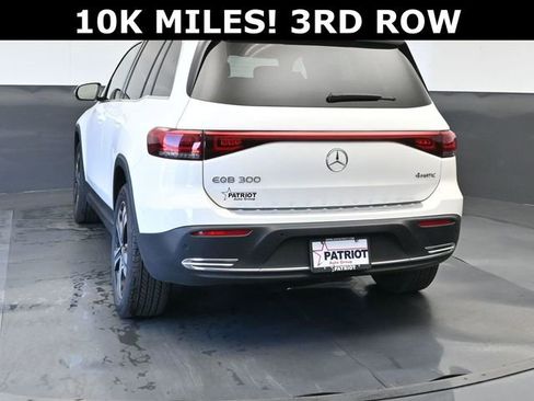 Used 2023 Mercedes-Benz EQB 300 4MATIC image 5