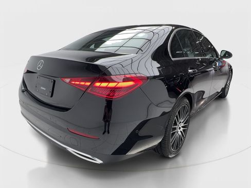 Used 2025 Mercedes-Benz C 300 Sedan image 7