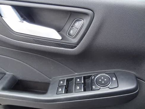 Certified 2024 Ford Escape ST-Line FWD image 15