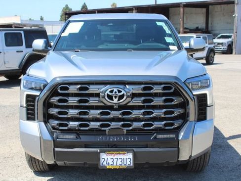 Used 2023 Toyota Tundra Platinum AWD/4WD image 2