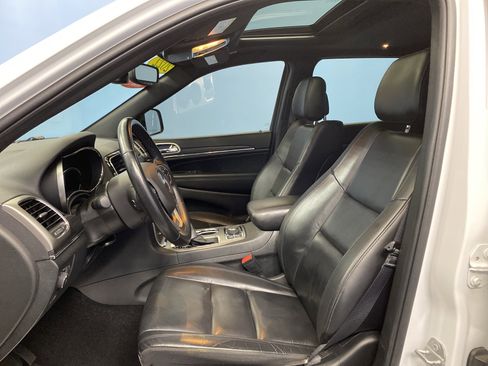 Certified 2022 Jeep Grand Cherokee Limited image 9