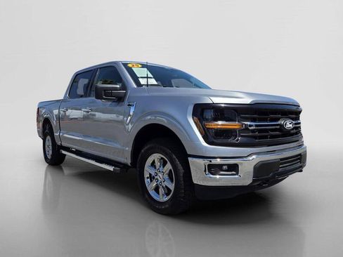 Used 2025 Ford F150 XLT w/ Equipment Group 301A Standard AWD/4WD image 7