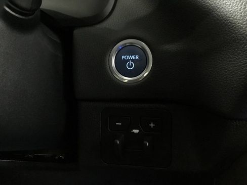 Used 2024 Toyota Tundra Limited w/ Power Package AWD/4WD image 35