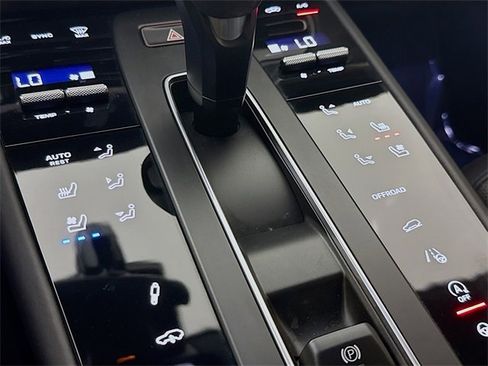 Used 2022 Porsche Macan GTS image 23