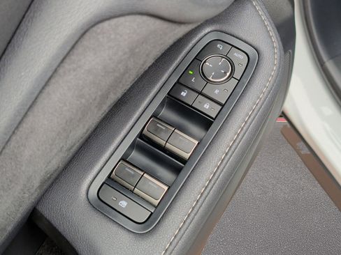 Certified 2025 Lexus TX 500h AWD w/ Technology Package image 9