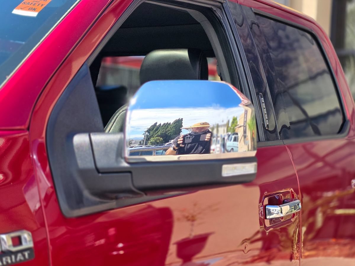 Used 2019 Ford F150 Lariat w/ Equipment Group 502A Luxury AWD/4WD image 8
