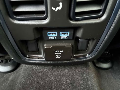 Certified 2022 Jeep Grand Cherokee Limited AWD/4WD image 17