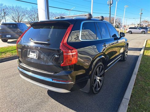Used 2022 Volvo XC90 T6 Inscription w/ Advanced Package image 5