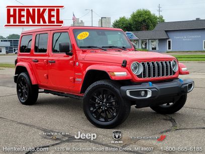 Used 2024 Jeep Wrangler Unlimited Sahara w/ Technology Group