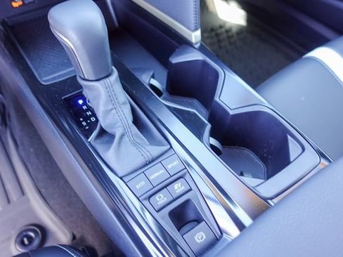 Certified 2025 Toyota Camry SE image 20