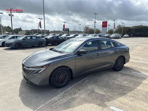 Used 2026 Nissan Sentra SV w/ SV Convenience Package FWD image 3