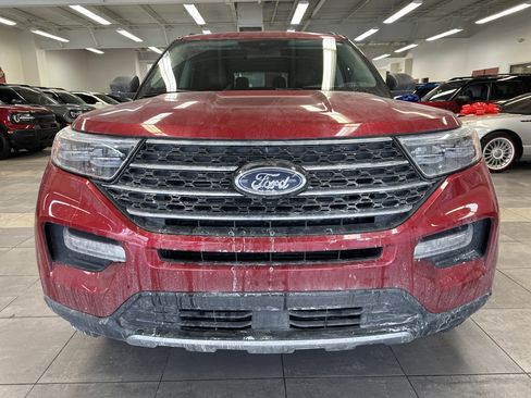 Used 2023 Ford Explorer XLT w/ Equipment Group 202A image 16