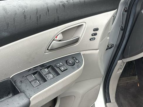 Used 2011 Honda Odyssey Touring image 14