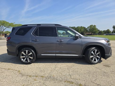 Certified 2024 Honda Pilot Touring image 20