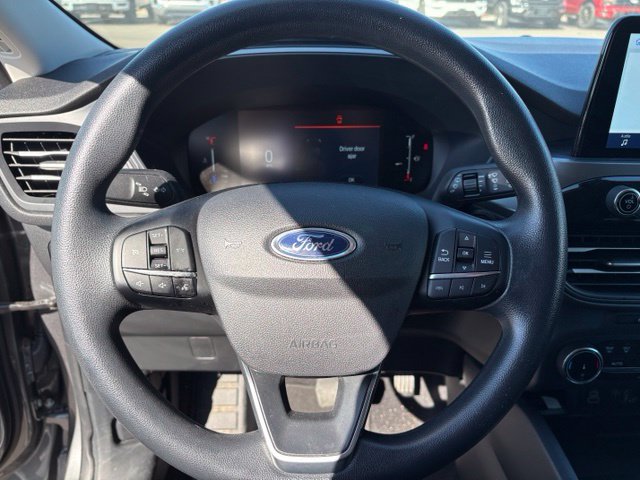 Used 2025 Ford Escape Active AWD/4WD image 16
