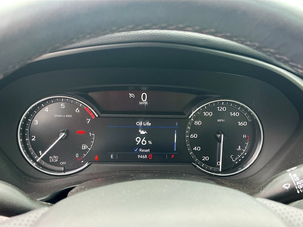 Used 2023 Cadillac XT4 Sport FWD image 12