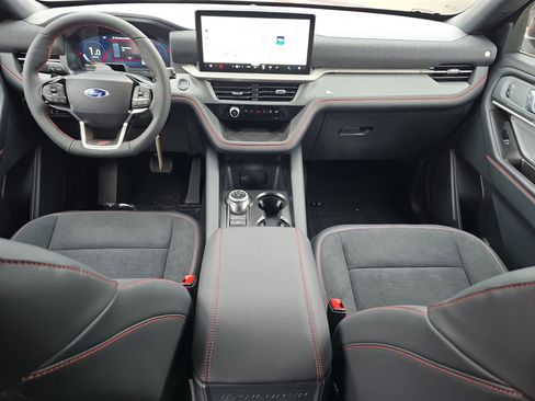 New 2026 Ford Explorer ST image 32