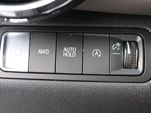 New 2026 Chevrolet Equinox LT w/ Convenience Package II AWD/4WD image 36