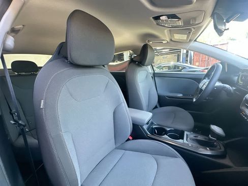 Used 2025 Kia K4 FWD image 27