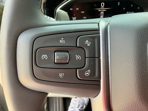 New 2026 GMC Sierra 1500 SLT RWD image 17