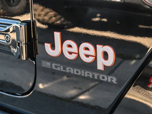 New 2026 Jeep Gladiator Mojave image 11