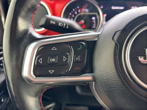 Used 2019 Jeep Wrangler Unlimited Rubicon w/ LED Lighting Group image 9