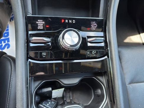 Used 2023 Jeep Grand Cherokee L Overland w/ Luxury Tech Group IV image 20