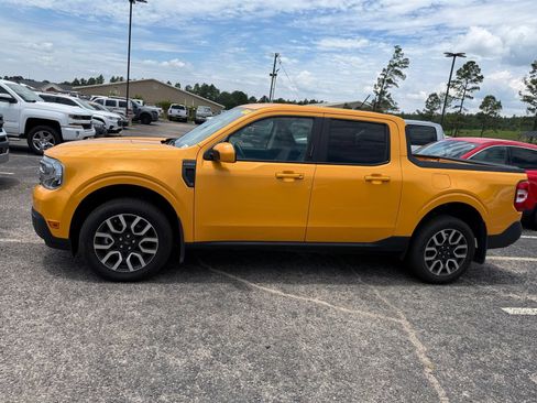 Used 2023 Ford Maverick Lariat w/ Lariat Luxury Package FWD image 4