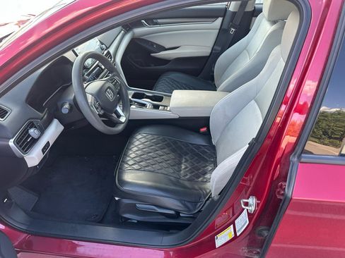 Used 2018 Honda Accord LX image 8