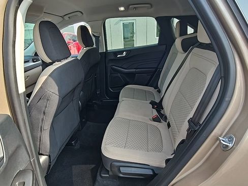 Used 2021 Ford Escape SE image 31