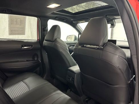 Used 2025 Toyota Corolla Cross AWD Hybrid w/ Convenience Package image 55