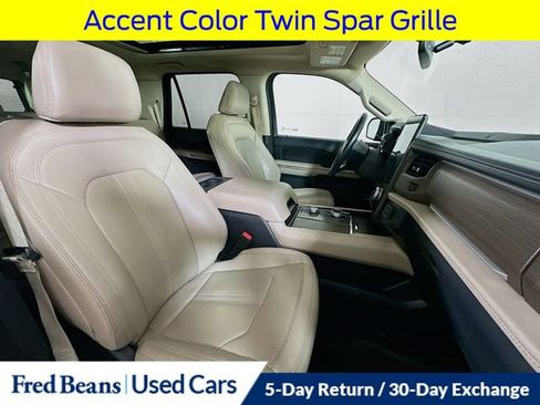 Used 2022 Ford Expedition Max Limited image 38