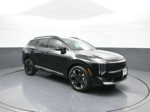 Certified 2026 Kia Sportage SX image 4