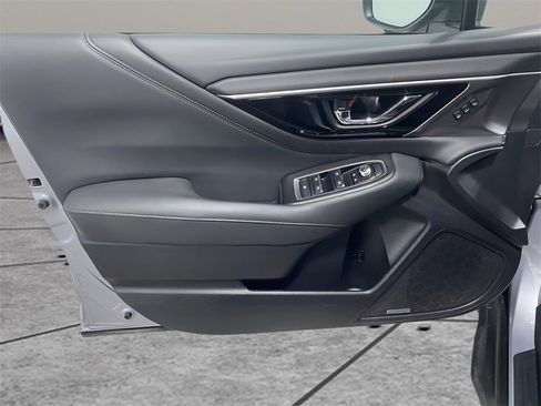 Used 2024 Subaru Outback Limited XT image 11