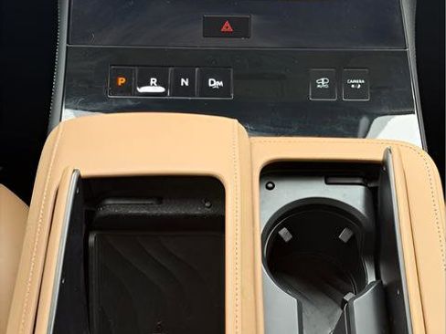 Used 2025 INFINITI QX80 Sensory image 41