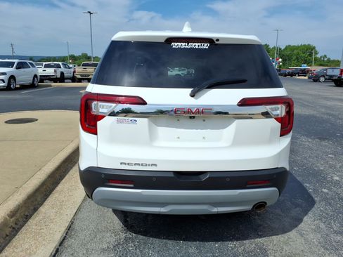 Used 2021 GMC Acadia SLE FWD image 4