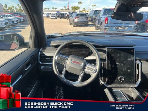 Certified 2025 GMC Acadia Elevation image 13